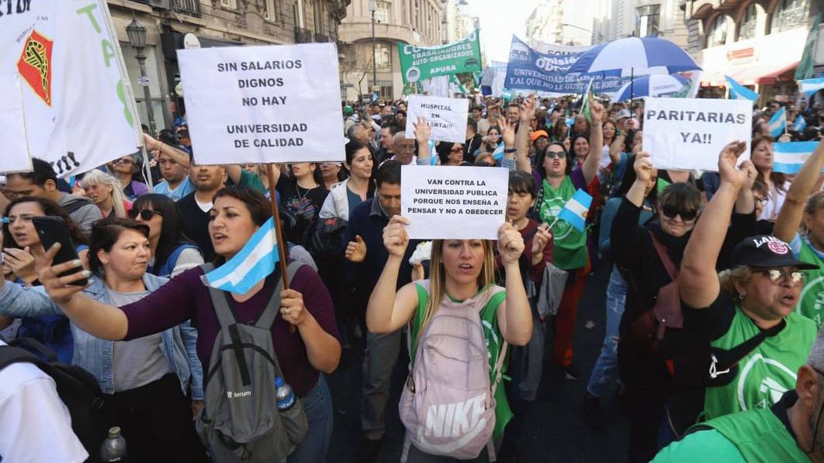 La movilización en la Ciudad de Buenos Aires. La movilización en la Ciudad de Buenos Aires.