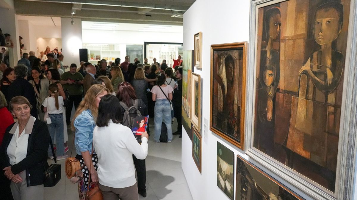 Una multitud asistió a la inauguración de estas cuatro muestras de arte en simultáneo que propone el MMAMM. Una multitud asistió a la inauguración de estas cuatro muestras de arte en simultáneo que propone el MMAMM.