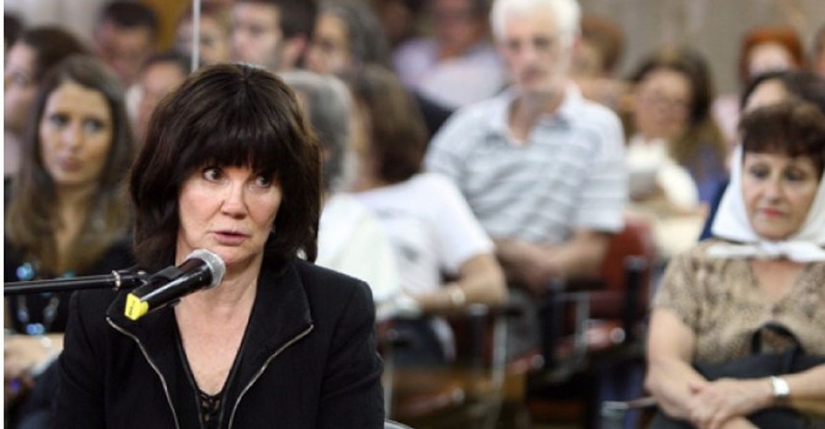 Silvia Ontivero en el 2010, durante su testimonio en el megajuicio a represores mendocinos.
