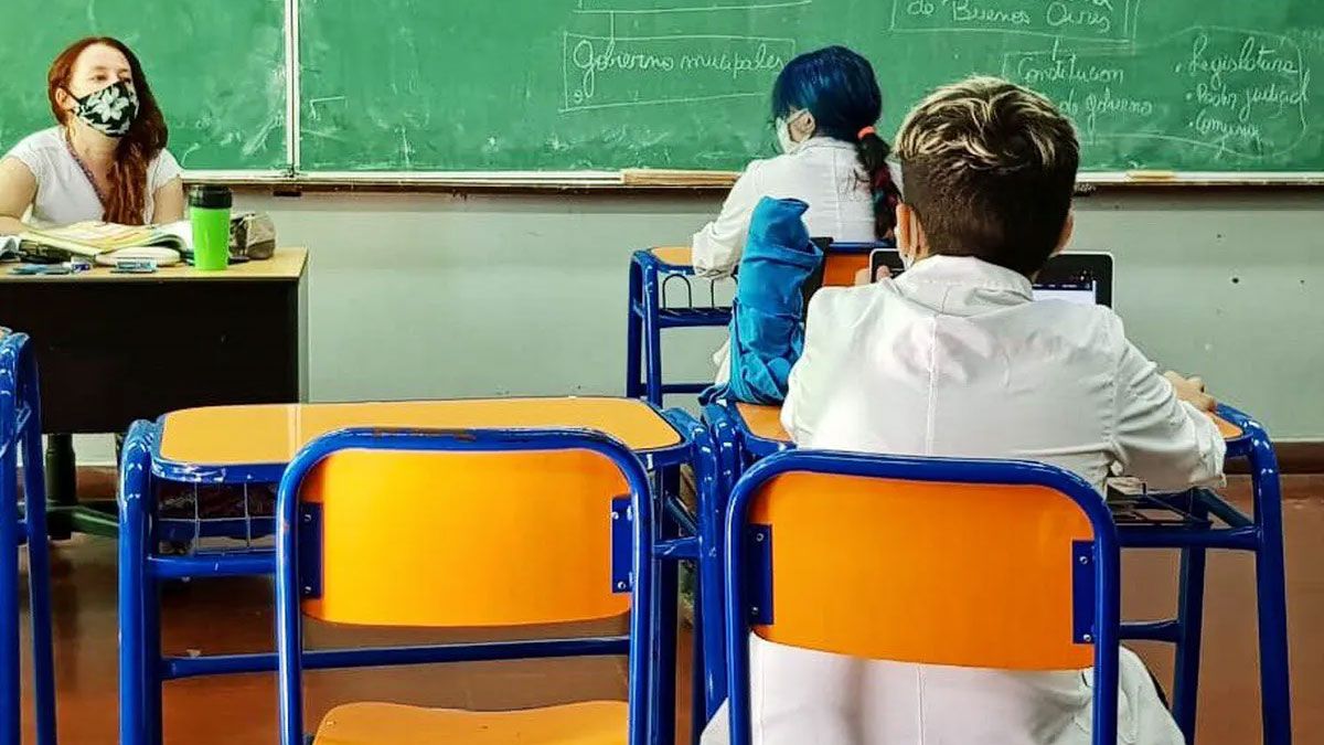 Evitar que los chicos comiencen la secundaria sin tener un piso de fluidez y comprensión lectora es el núcleo del proyecto de Alfabetización