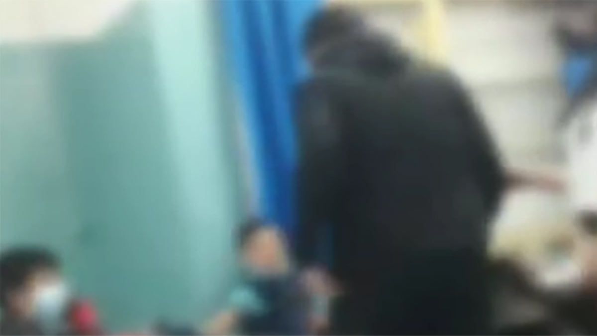 Captura de pantalla de video de bullying en una escuela de Córdoba. 