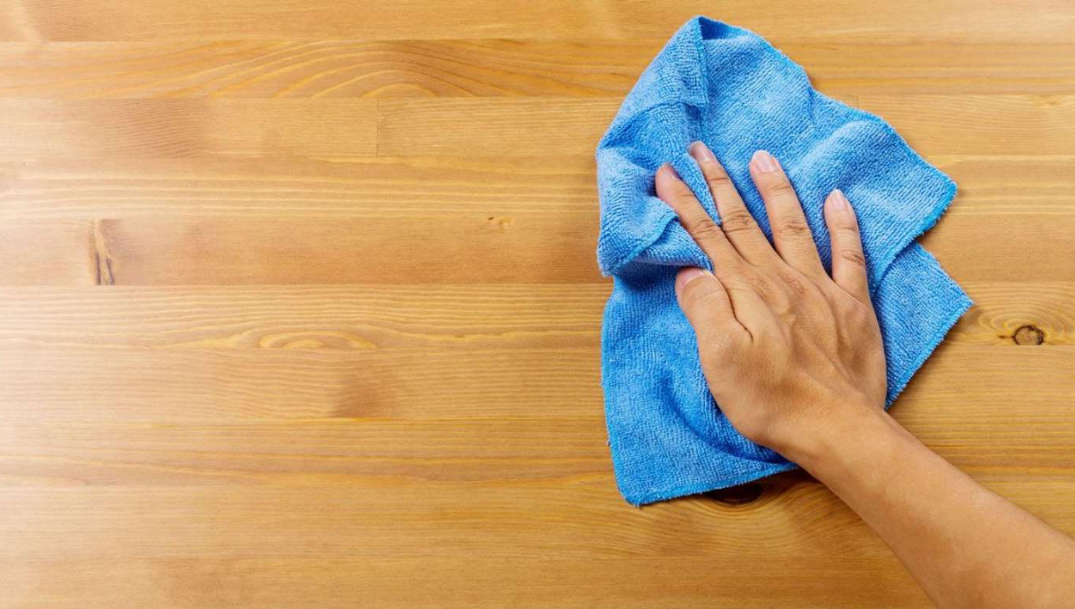 Truco de limpieza: elimina las manchas en la madera con un simple ingrediente Truco de limpieza: elimina las manchas en la madera con un simple ingrediente