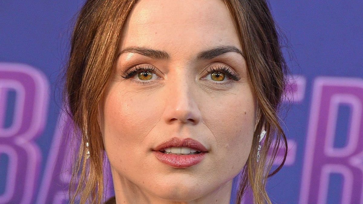 La actriz Ana de Armas interpreta a Dani Miranda en la película de Netflix.