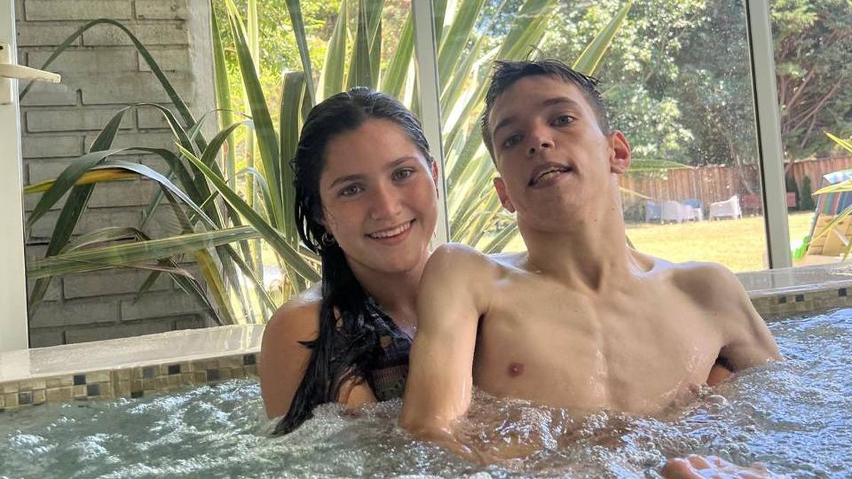 Unión y complicidad infinitas entre hermanos: Valentina y Nacho. Unión y complicidad infinitas entre hermanos: Valentina y Nacho.