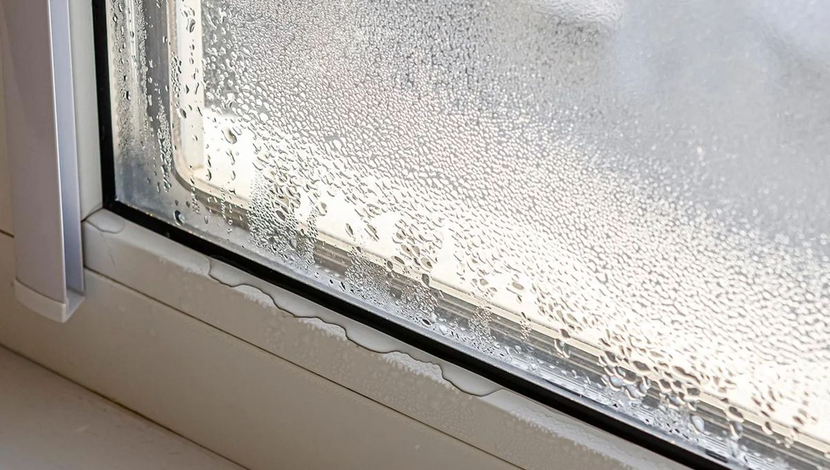 Truco casero: cómo evitar que entre agua por debajo de la puerta y las ventanas cuando llueve