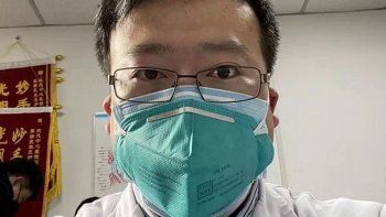 Murió de coronavirus el primer médico que alertó sobre el virus y nadie lo escuchó