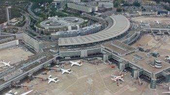 Una bomba de la Segunda Guerra Mundial paralizó un aeropuerto alemán durante una hora