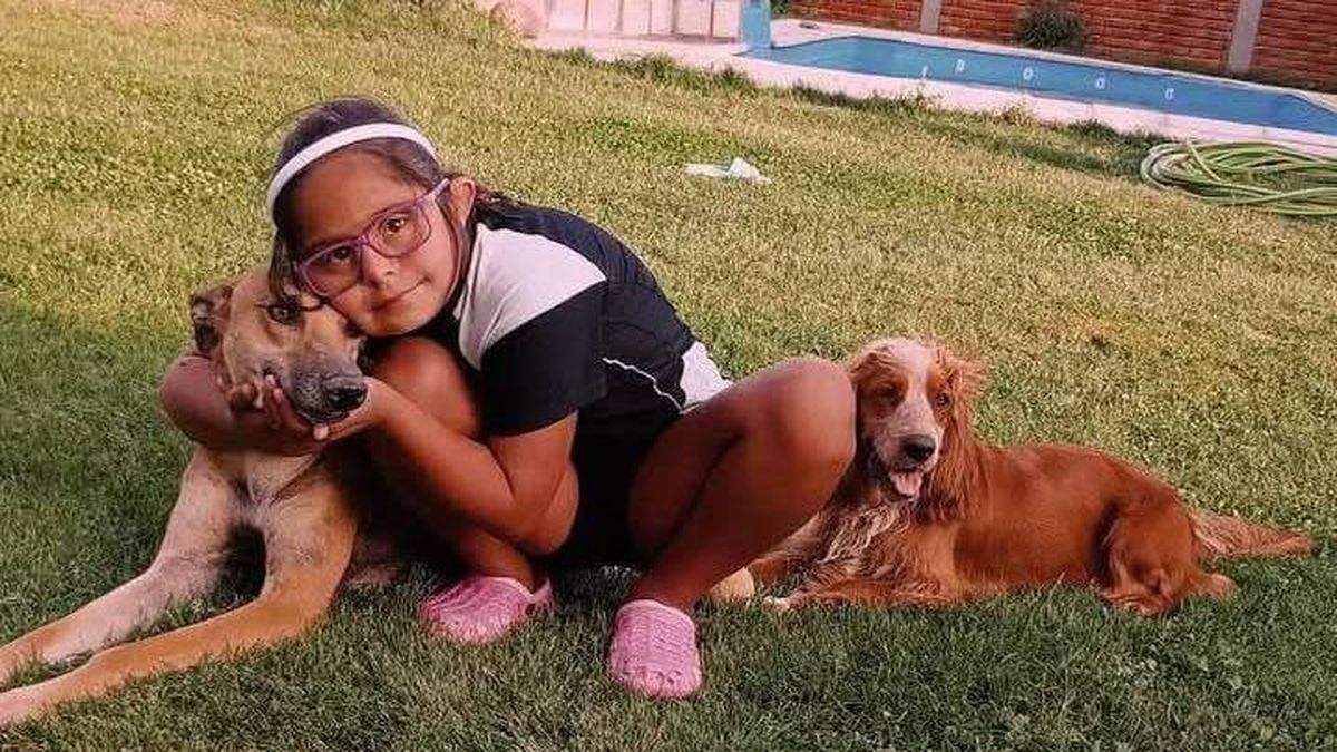 Analuz está grave. Analuz está grave.