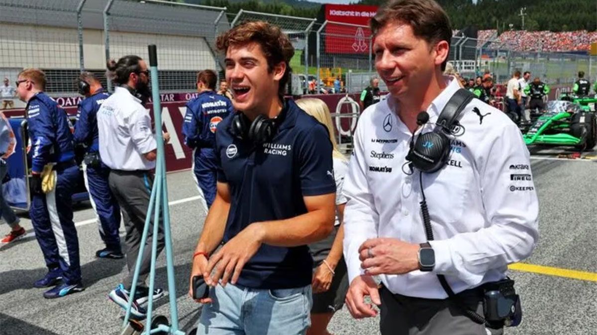 Franco Colapinto y el jefe de Williams