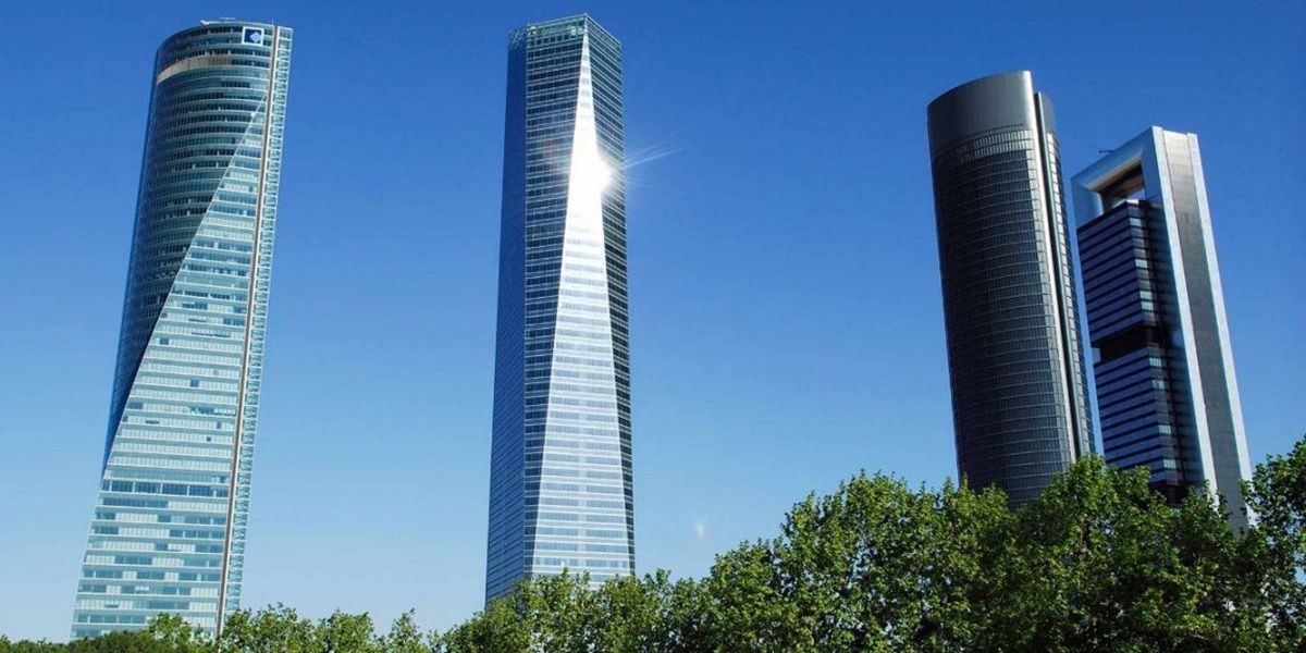 La Torre de Cristal se encuentra en el complejo Cuatro Torres. Imagen: www.torredecristal.com La Torre de Cristal se encuentra en el complejo Cuatro Torres. Imagen: www.torredecristal.com