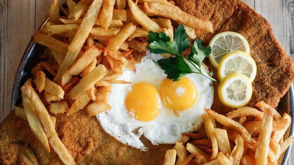 Además de los ravioles caseros, "A Raja Cincha" ofrece menú del día, con bebida, postre y café a menos de $10.000 Además de los ravioles caseros, "A Raja Cincha" ofrece menú del día, con bebida, postre y café a menos de $10.000