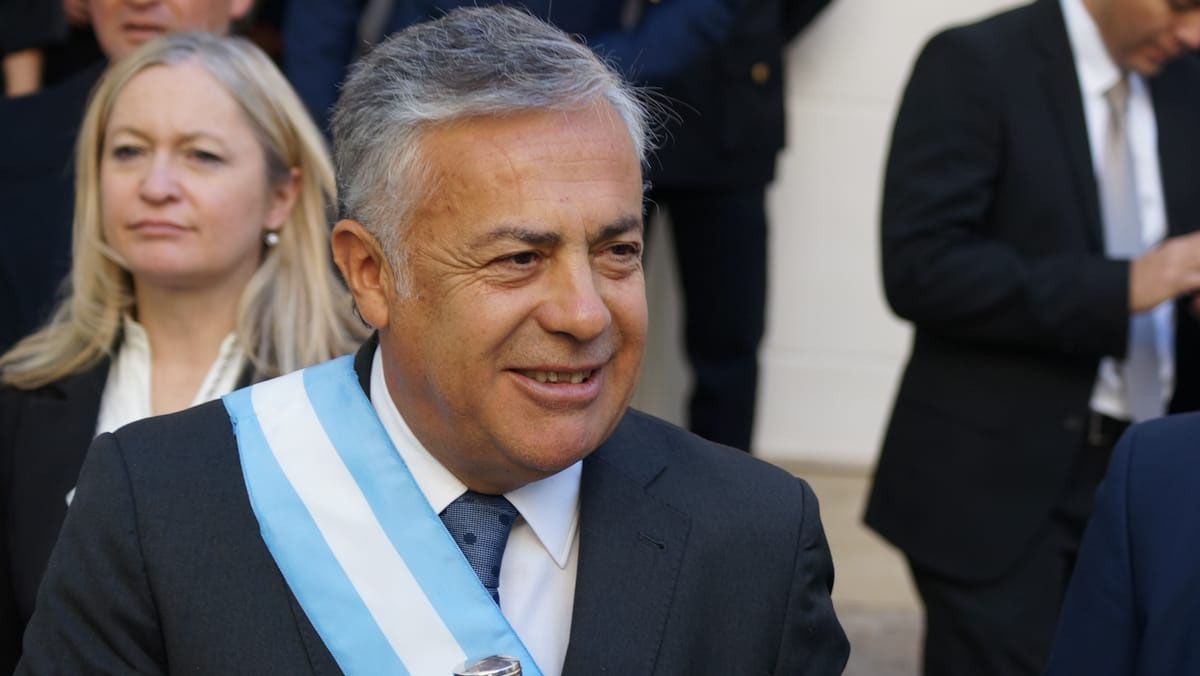 Alfredo Cornejo en la Asamblea Legislativa. Alfredo Cornejo en la Asamblea Legislativa.