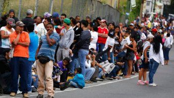 Colas y desabastecimiento: la crítica situación de Venezuela
