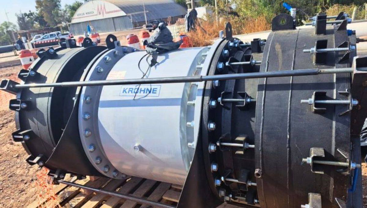 El nuevo corte responde a la continuidad de la obra de macromedición que AYSAM comenzó a fines de julio con los primeros caudalímetros, a partir de una inversión de más de U$S5,1 millones. El nuevo corte responde a la continuidad de la obra de macromedición que AYSAM comenzó a fines de julio con los primeros caudalímetros, a partir de una inversión de más de U$S5,1 millones.