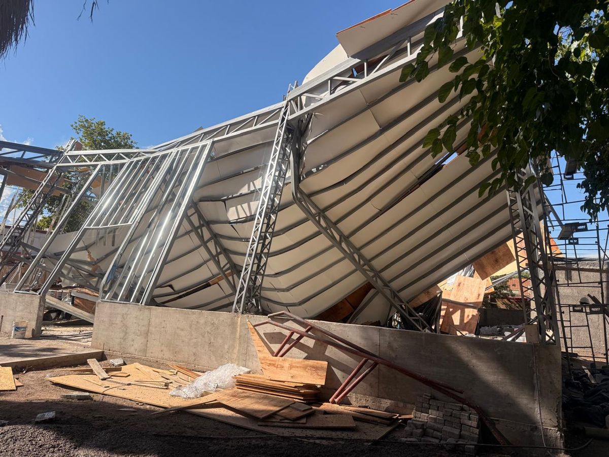 El derrumbe de un techo en el Club Giol de Maipú dejó a 7 personas heridas