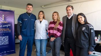 La Lepra y el Lobo jugaron por la vida: Sangre de Campeones llegó a Gimnasia y Esgrima