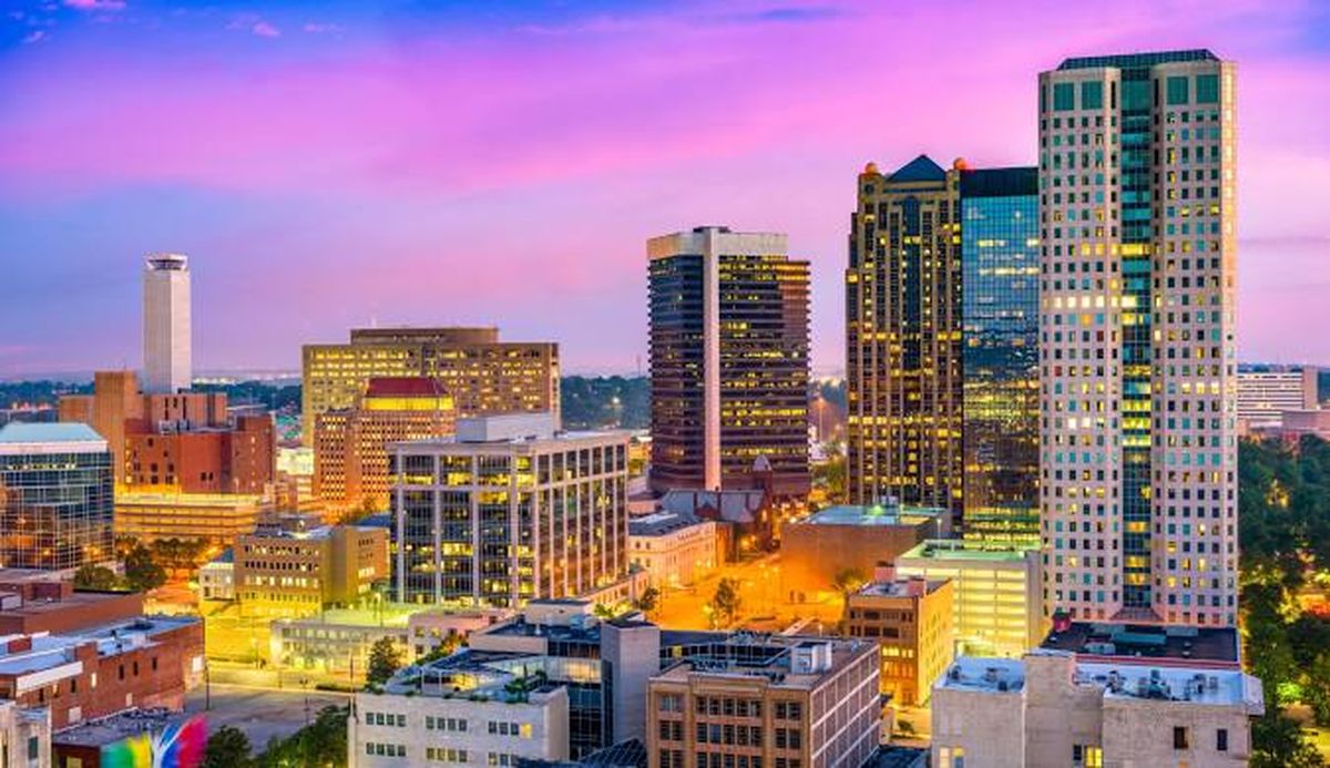 Birmingham en Alabama es una ciudad poco segura. Birmingham en Alabama es una ciudad poco segura.