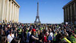 Los chalecos amarillos no bajan los brazos: vigésima protesta a Macron