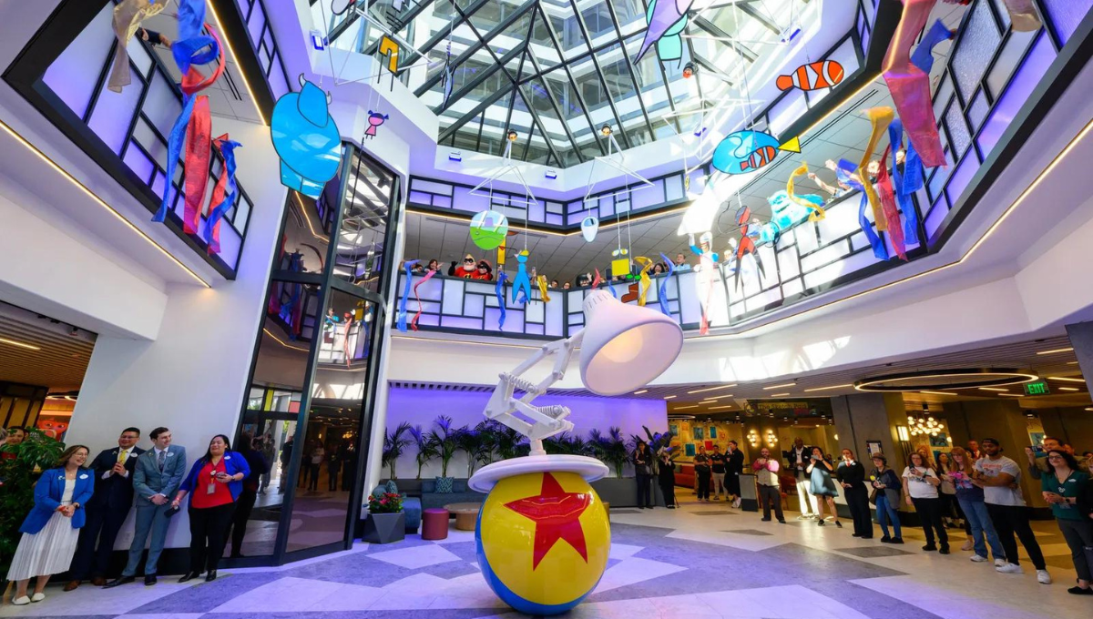 Disneyland Resort abrió un alucinante hotel de Pixar y cada rincón es mágico Disneyland Resort abrió un alucinante hotel de Pixar y cada rincón es mágico