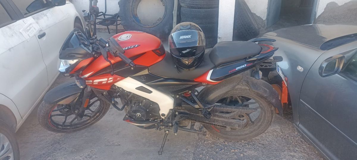 La moto en la que circulaban ambas mujeres. La moto en la que circulaban ambas mujeres.