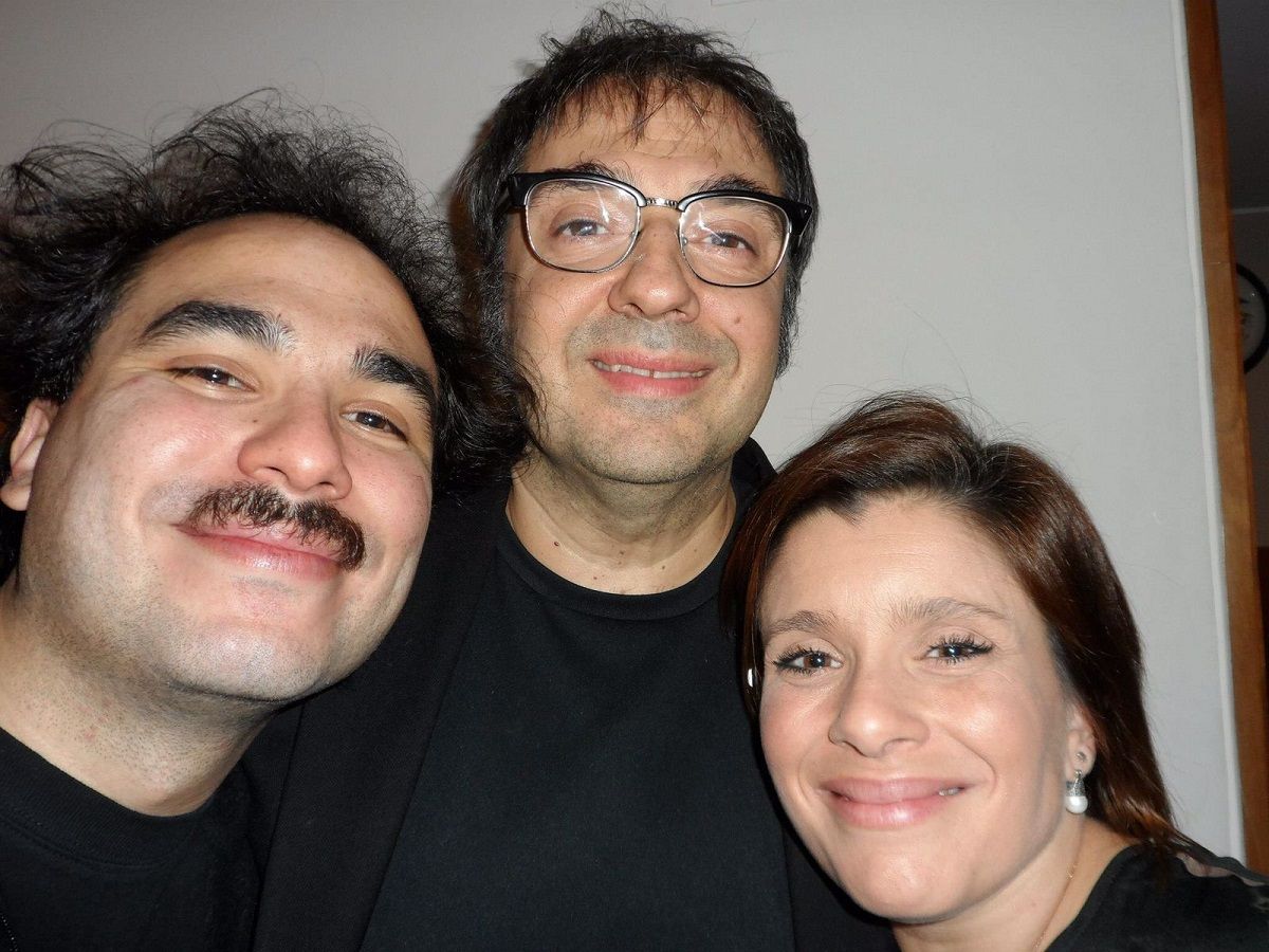 Patricio Ibire, director de la Orquesta Pequeños Grandes Músicos del Pedemonte, junto a Lito Vitale.