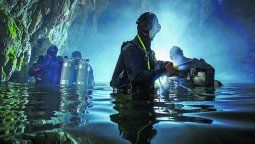 Zhou Yuanjie ha explorado más de 40 cuevas en la provincia de Guizhou, con sus imágenes y videos sacando a la luz la belleza que se esconde bajo tierra. FOTOS PARA USO DE CHINA DAILY &nbsp;