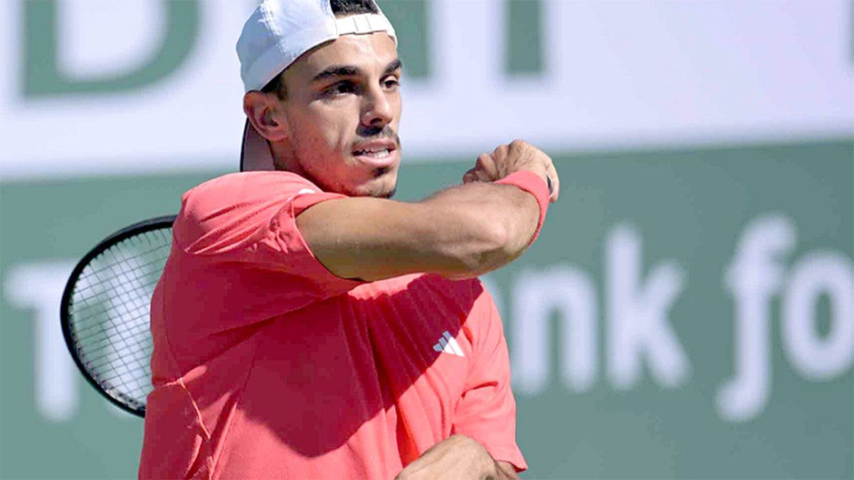 Francisco Cerúndolo sigue a paso firme en Indian Wells.