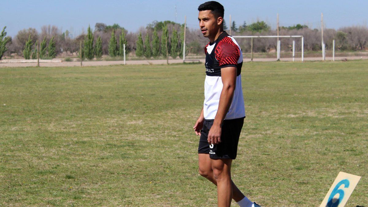 El delantero Álvaro Veliez. Foto: gentileza Prensa Deportivo Maipú.