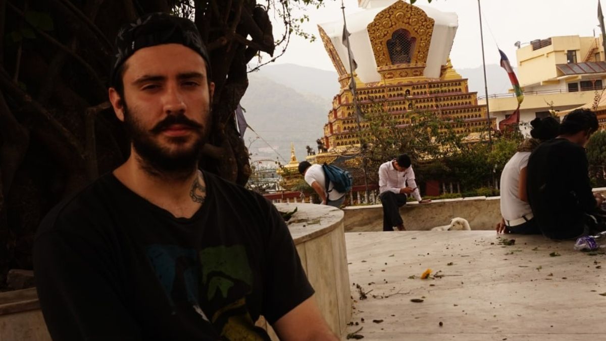 Antes de pasar a África, Nicolás anduvo por India.