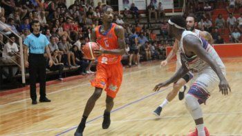 Rivadavia no pudo de local ante Villa San Martín