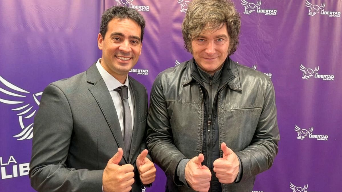 Adrián Ravier le agradeció a Milei su cargo de vocero presidencial en ...