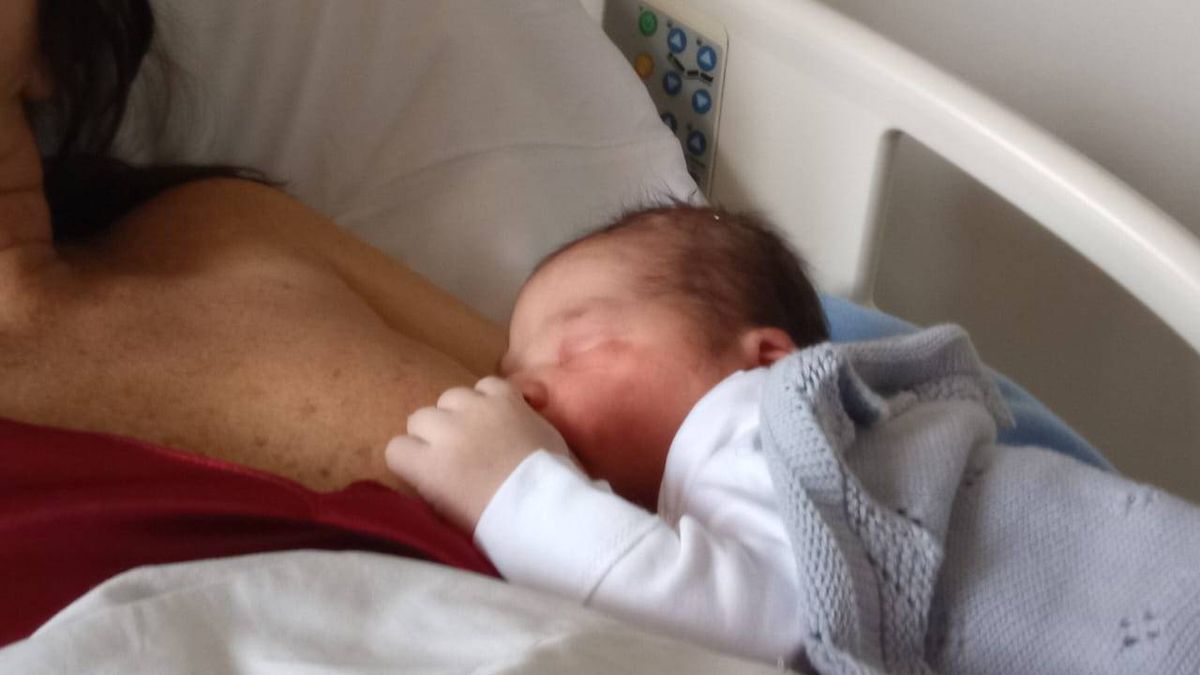 Santiago nació en el Español luego de un parto hermoso y respetado. Santiago nació en el Español luego de un parto hermoso y respetado.