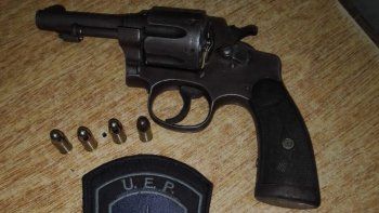 Intentaron robar a un menor y se escondieron en una casa pero fueron atrapados