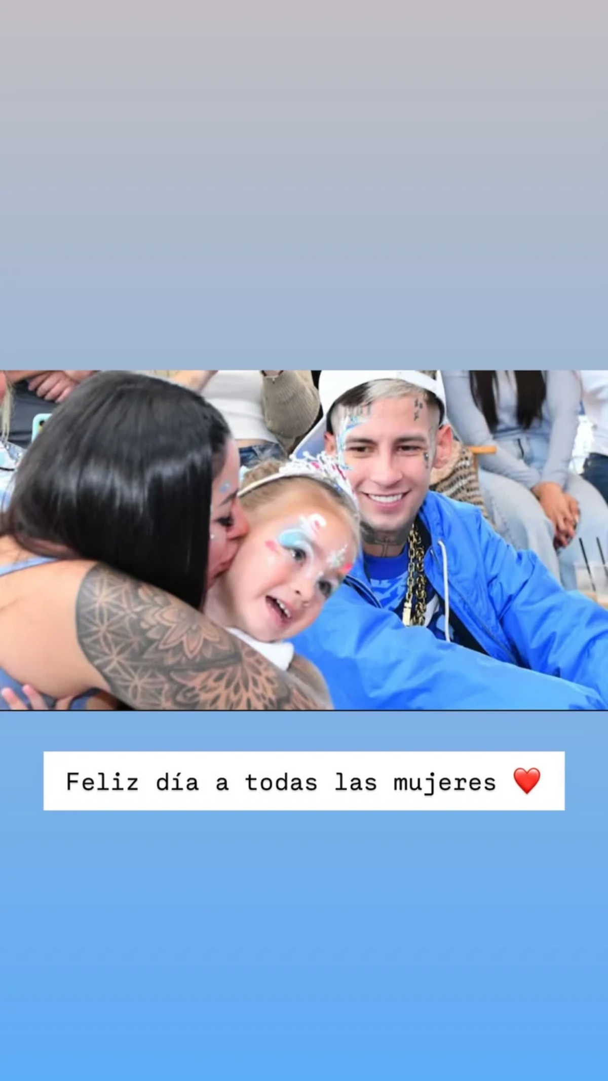 La foto de L-Gante mostrando a sus mujeres que confirmó la crisis con Wanda Nara. La foto de L-Gante mostrando a sus mujeres que confirmó la crisis con Wanda Nara.