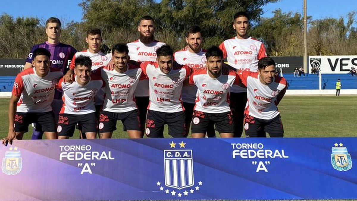 Huracán Las Heras buscará volver al triunfo ante Círculo Deportivo Nicanor Otamendi.