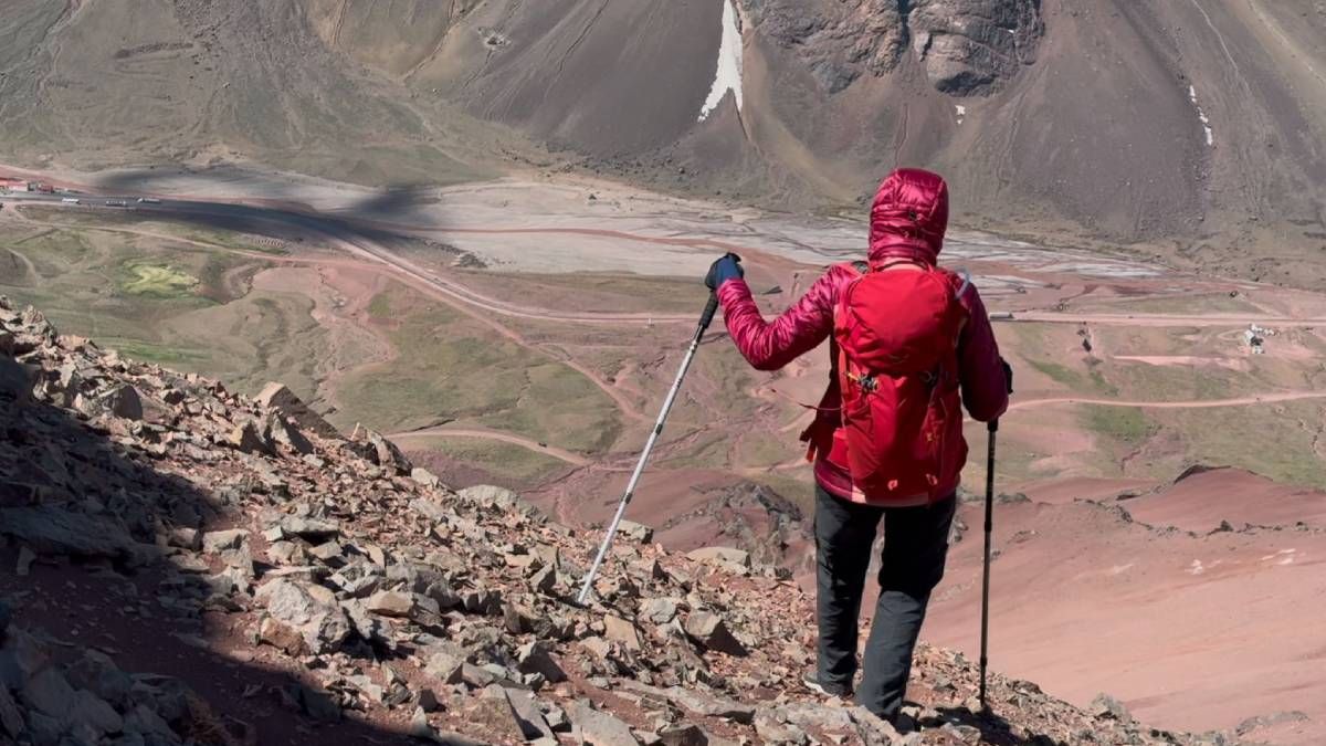 El equipo de El Siete caminó hacia el Cristo Redentor para entrenar el cuerpo en altura para el desafío de subir a la cumbre del Aconcagua. El equipo de El Siete caminó hacia el Cristo Redentor para entrenar el cuerpo en altura para el desafío de subir a la cumbre del Aconcagua.