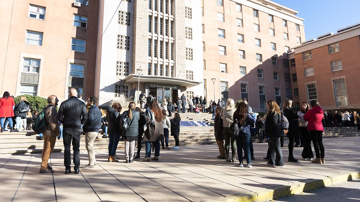 El conflicto salarial de los funcionarios judiciales entró en un impasse, acaso hasta el final de la feria.