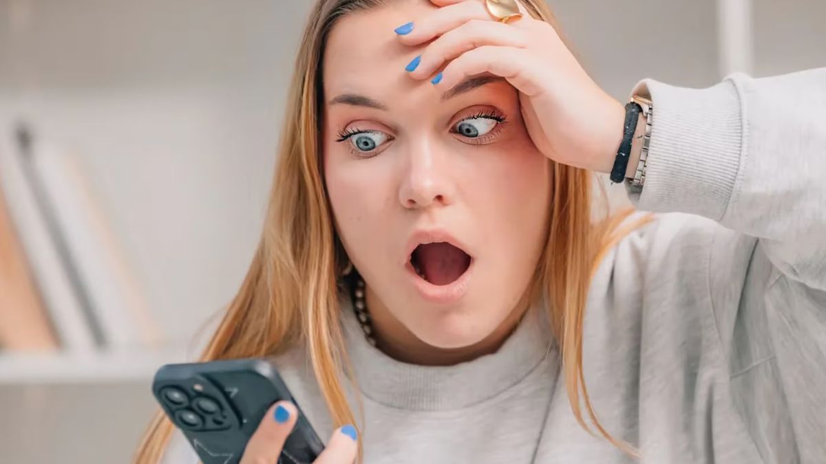 Tras la actualización, en la sección de fotografías recientes reaparecieron imágenes con desnudos que habían sido borradas Tras la actualización, en la sección de fotografías recientes reaparecieron imágenes con desnudos que habían sido borradas