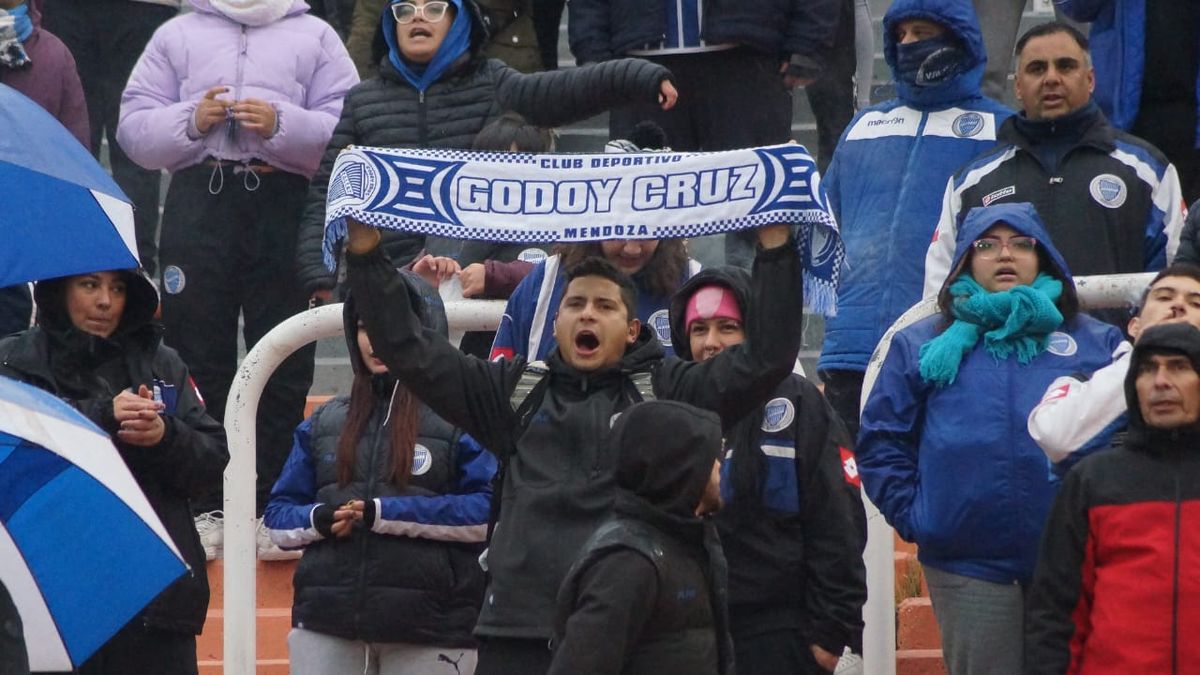 El encuentro con San Lorenzo quedó suspendido cuando faltaban casi 40 minutos. El encuentro con San Lorenzo quedó suspendido cuando faltaban casi 40 minutos.