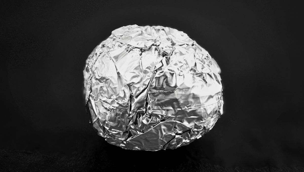 Este papel se utiliza much&iacute;simo en la casa, sobre todo en la cocina para envolver alimentos, protegerlos y cocinar algunas recetas.