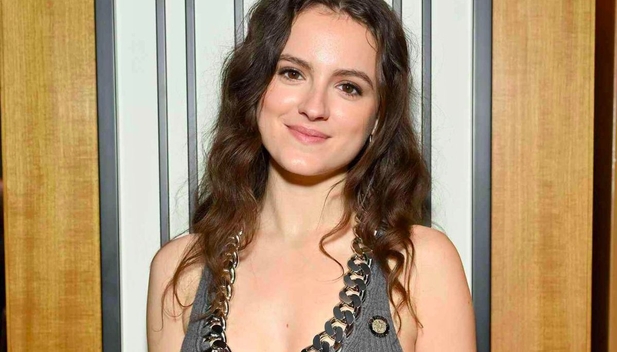 Fina Strazza es una de las protagonistas de la serie. Imagen: Prime Video.