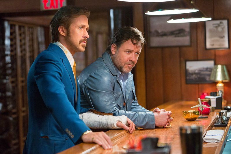 Ryan Gosling y Russell Crowe en un trailer setentoso