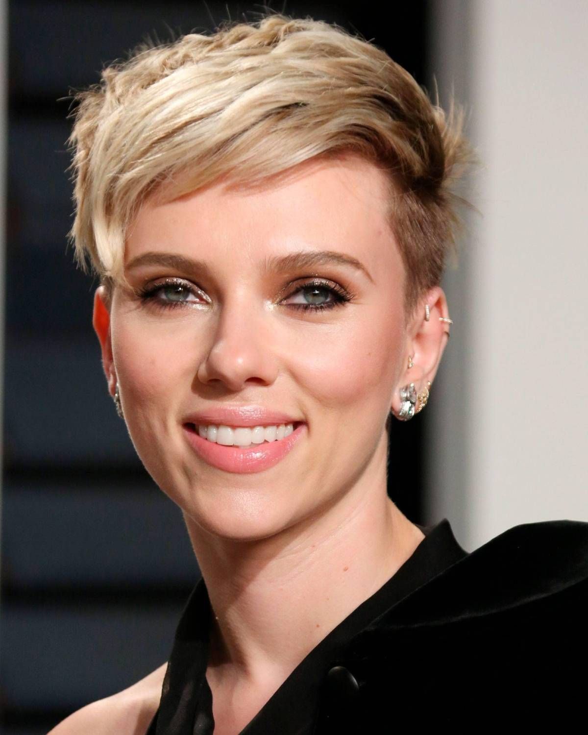 Cortes de cabello: Pixxie con fleco. Cortes de cabello: Pixxie con fleco.