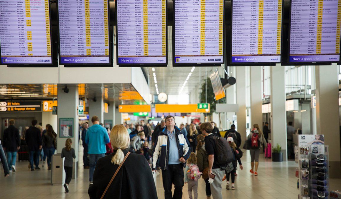 El cierre parcial del gobierno federal de Estados Unidos se sinti&oacute; en los aeropuertos. Miles de vuelos presentaron demoras y cancelaciones, lo que puede afectar todav&iacute;a la operatividad de algunos aeropuertos.