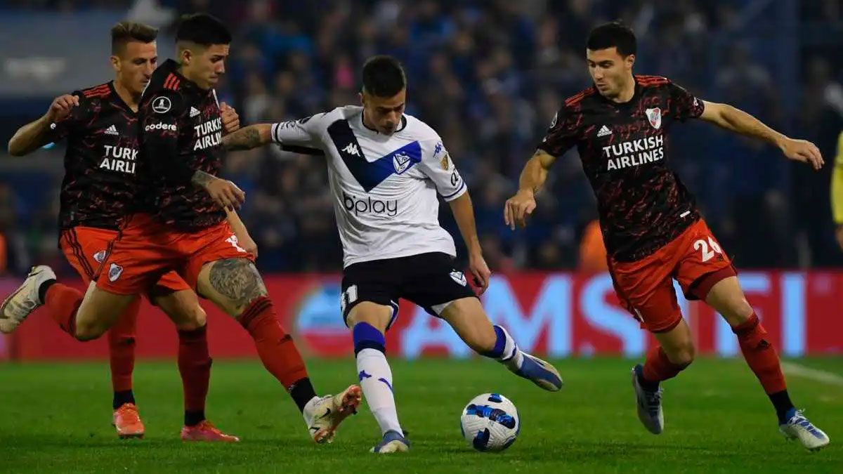 River y Vélez medirán fuerzas en el José Amalfitani de Liniers, por la Liga Profesional.