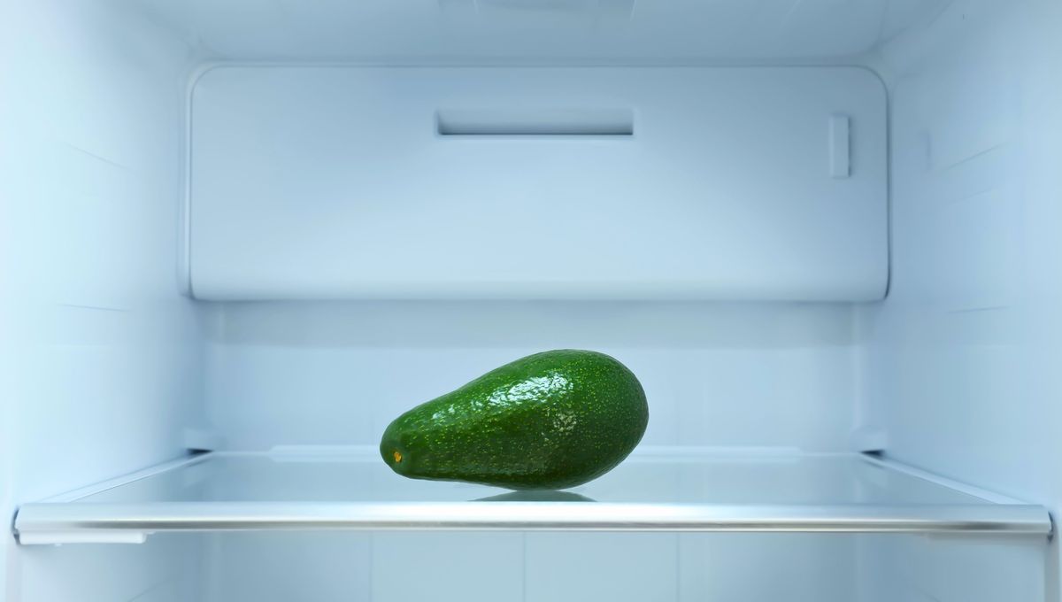 El frío de la heladera retrasa la maduración de la fruta. El frío de la heladera retrasa la maduración de la fruta. 