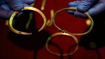 Exhiben en Londres tesoro vikingo que data del siglo IX