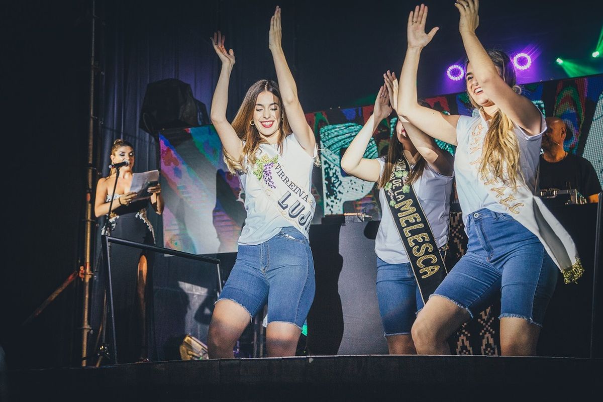 La Pisada de la Uva forma parte del calendario de Vendimia. La Pisada de la Uva forma parte del calendario de Vendimia.