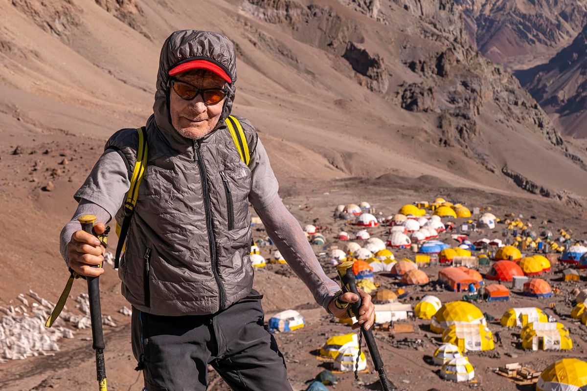 Soria durmió en el campamento Cólera el martes y a primera hora del miércoles emprendió el reto de hacer cumbre en el Aconcagua. Soria durmió en el campamento Cólera el martes y a primera hora del miércoles emprendió el reto de hacer cumbre en el Aconcagua.