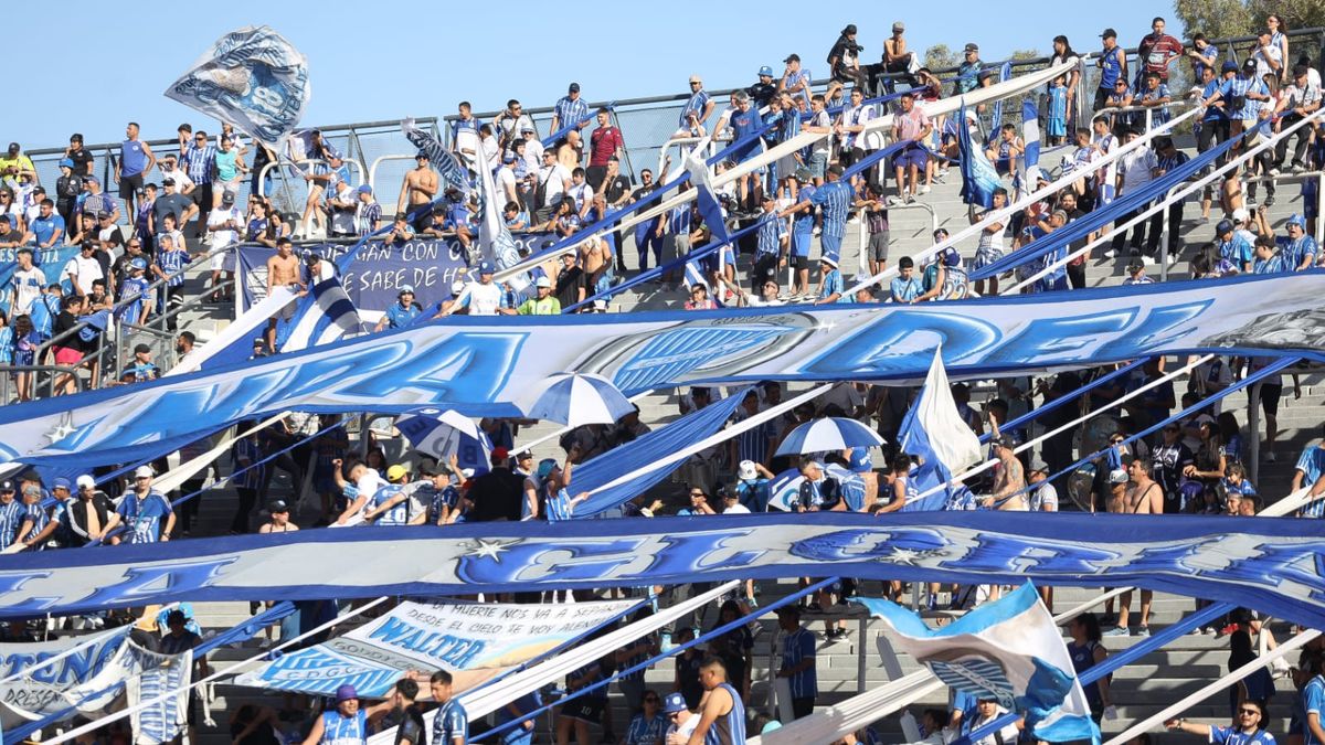 El hincha de Godoy Cruz fue sancionado tras el partido con River el 12 de febrero pasado por agredir a personal de seguridad para ingresar al estadio. El hincha de Godoy Cruz fue sancionado tras el partido con River el 12 de febrero pasado por agredir a personal de seguridad para ingresar al estadio.